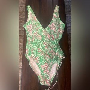 Lilly Pulitzer size Small one-piece swimsuit